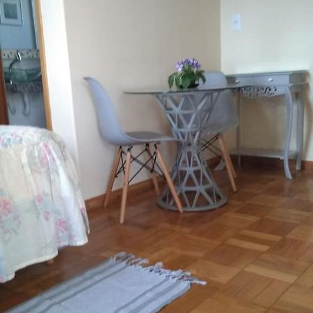 사오조아오델레이 Flat Em Local Tranquilo, Com Garagem Dois Quarteiroes Do Centro Historico, 15 Min De Tiradentes 아파트 외부 사진