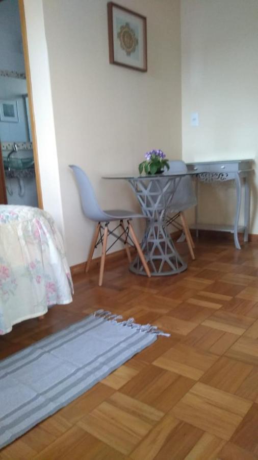 사오조아오델레이 Flat Em Local Tranquilo, Com Garagem Dois Quarteiroes Do Centro Historico, 15 Min De Tiradentes 아파트 외부 사진